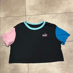 Nike women’s Crop Colorblock T-Shirt - Black, Pink, Blue Small